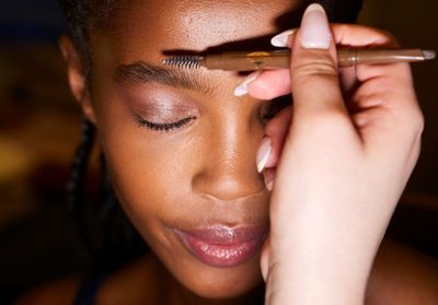 Comment bien maquiller ses sourcils ?