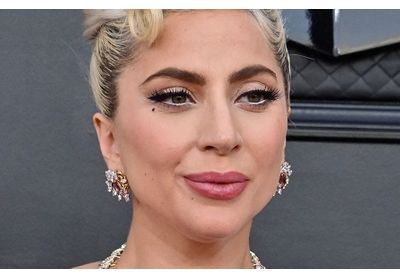 Lady Gaga dévoile son astuce pour des lèvres parfaitement dessinées