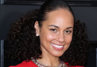 Alicia Keys sans maquillage : le prix de sa routine beauté dévoilé