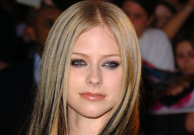 Un visage, une époque : Avril Lavigne, la princesse punk des années 2000