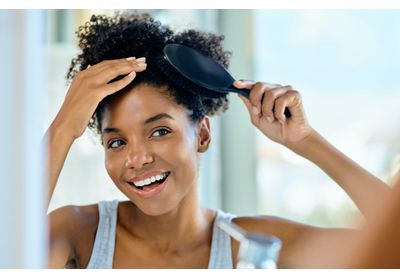 3 signes qui prouvent que vous vous brossez trop les cheveux