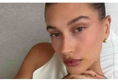 Make-up : ce gloss marron fait des millions de vues sur les réseaux