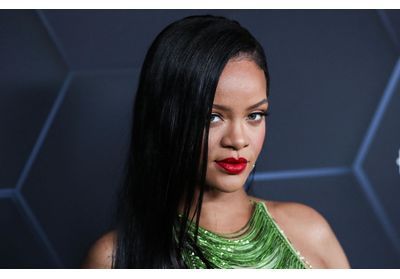Rihanna lance des gloss inspirés par le ketchup et divise ses fans