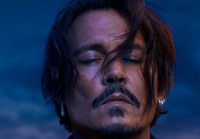 Exclu - Johnny Depp s'improvise chef de meute dans la nouvelle campagne Dior