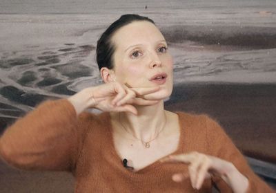 ELLE Zen : le yoga du visage par une experte en hatha et yin yoga