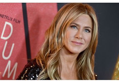 Voici le bon ordre pour appliquer vos soins selon la facialiste de Jennifer Aniston