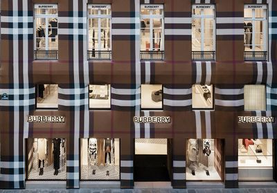 Ouverture du flagship Burberry en collaboration avec l'architecte Vincenzo De Cotiis