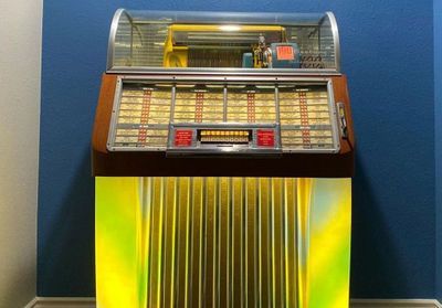 Un objet, une série : le juke-box pop et rétro de « Happy Days »