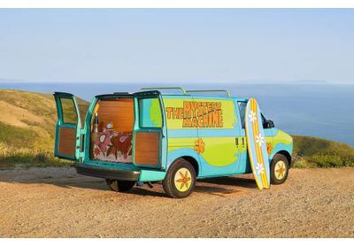 Des vacances d'été à bord du van de Scooby-Doo grâce à Airbnb