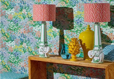Utiliser un motif fleuri en all over pour sa déco