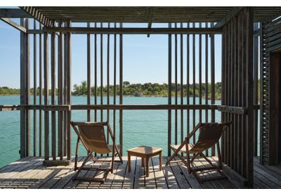 Des cabanons éco-responsables en bois pour une pause naturelle dans le Vaucluse/