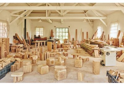 Une maison-atelier tout en bois de chêne