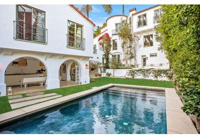 Style hacienda pour la maison de Carey Mulligan sur les collines de Hollywood