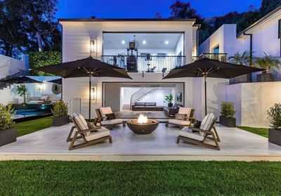 Découvrez les villas des stars, entre luxe et démesure !