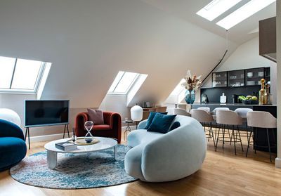 Un appartement sous les toits pensé pour recevoir famille et amis