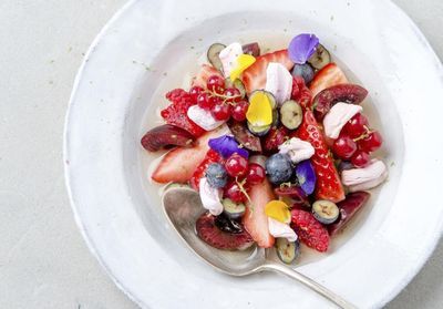 12 salades aux fruits de saison pour se rafraîchir