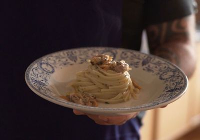 En cuisine avec : les fresine alle vongole de Gabriele Muti