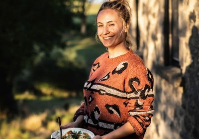 Jennifer Hart-Smith, apôtre de la pâtisserie naturelle (et 4 desserts à la vapeur à se damner)