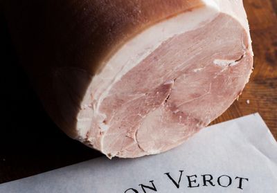 Quelle assiette de charcuterie pour accompagner ma raclette ?