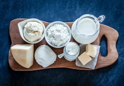 Quelle quantité de lactose contiennent vraiment les produits laitiers ?