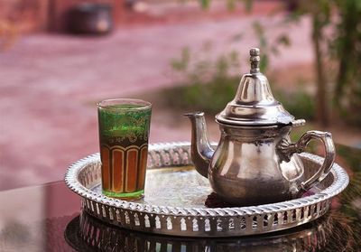 Secrets d'initié : comment préparer du thé à la menthe comme au Maroc ?