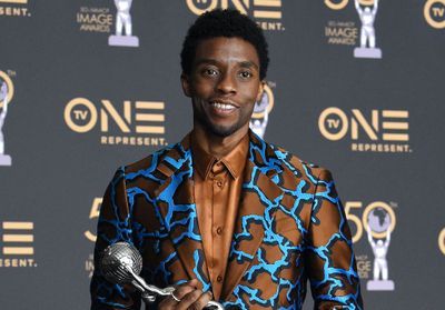 Golden Globes : l'émouvant discours de la femme de Chadwick Boseman, sacré meilleur acteur