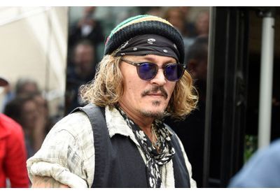 Johnny Depp/: découvrez la première photo de l'acteur en Louis XV, dans le prochain film de Maïwenn