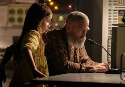 Minuit dans l'univers : une bande-annonce apocalyptique pour le prochain film de George Clooney sur Netflix