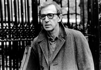 Polémique : faut-il lire l'autobiographie de Woody Allen ?