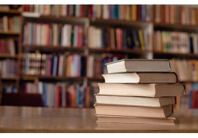Rentrée littéraire : cette autrice a vendu plus de livres qu'Amélie Nothomb