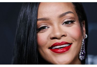 Rihanna annonce son retour avec une chanson symbolique