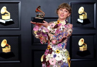 Taylor Swift signe un nouveau record lors des Grammy Awards 2021