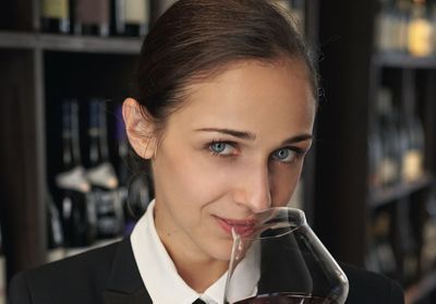 Julia Scavo, d'enseignante en mathématiques à grande sommelière