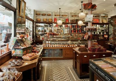Visite guidée : découvrez la plus ancienne chocolaterie de Paris !