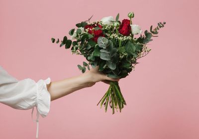 Saint-Valentin : Que signifie votre bouquet de roses ?