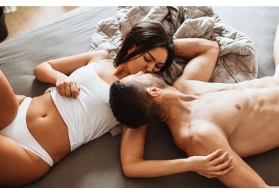 7 positions à tester quand il fait trop chaud dehors