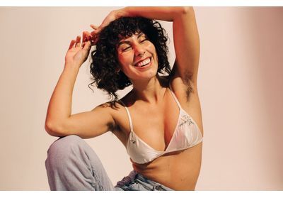 « Avec des poils, avant, je me sentais sale et moche » : à la reconquête de nos poils !