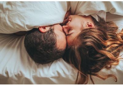 Missionnaire : l'astuce pour atteindre l'orgasme plus vite