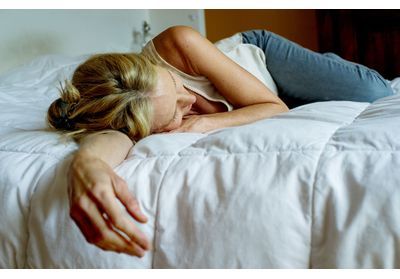 C’est prouvé, le cycle menstruel est responsable d’importantes pertes de sommeil