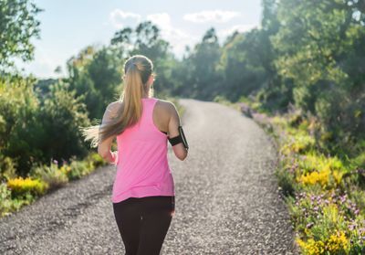 La marche rapide, la clé pour rester en bonne santé ? 