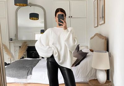 Ce pull rend chaque look hivernal très élégant