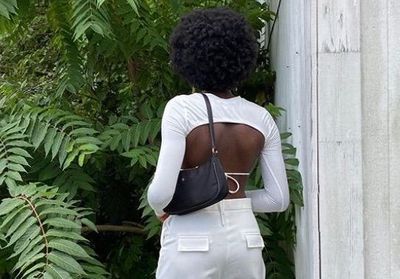 Le « Tie Back », la tendance mode qui fait fureur sur Instagram