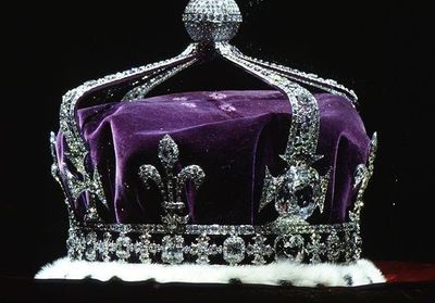 La mort d'Elisabeth II ravive les tensions autour du Koh-i-Noor, le diamant maudit de la couronne