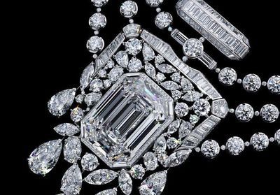 Pour les 100 ans de son parfum N°5, Chanel imagine un diamant de 55.55 carats
