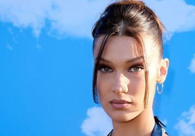 Bella Hadid ne quitte plus ce cardigan Musier