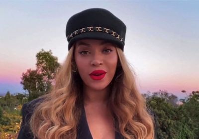 Beyoncé : son nouveau collier fétiche coûte moins de 110 euros