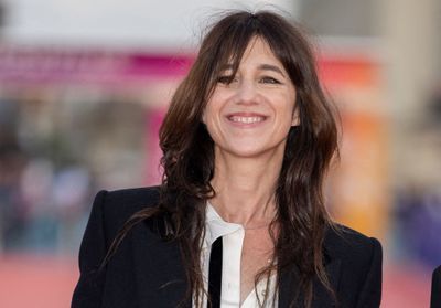 Charlotte Gainsbourg : on s'inspire de ses basiques