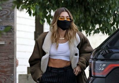 Hailey Bieber craque pour cette griffe parisienne