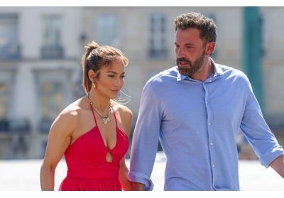 Jennifer Lopez : tous ses looks tendances portés durant sa lune de miel avec Ben Affleck