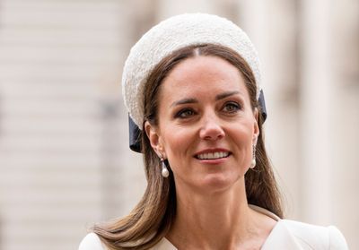 Kate Middleton : on copie son look chic en robe midi